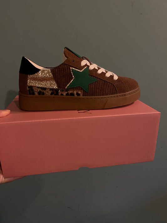 Sneakers brown con stella