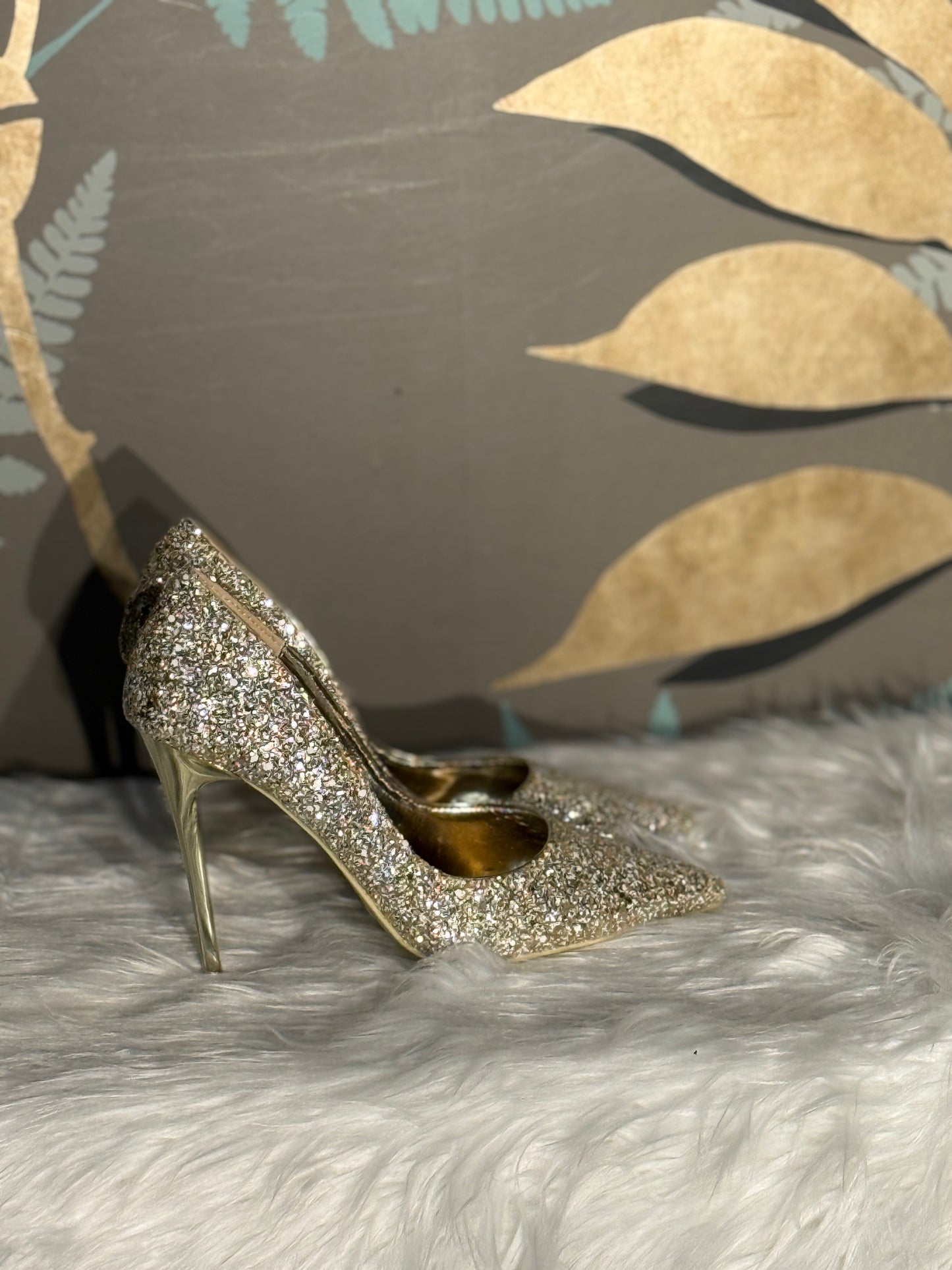 Decolte Mod. Jimmy Choo gold