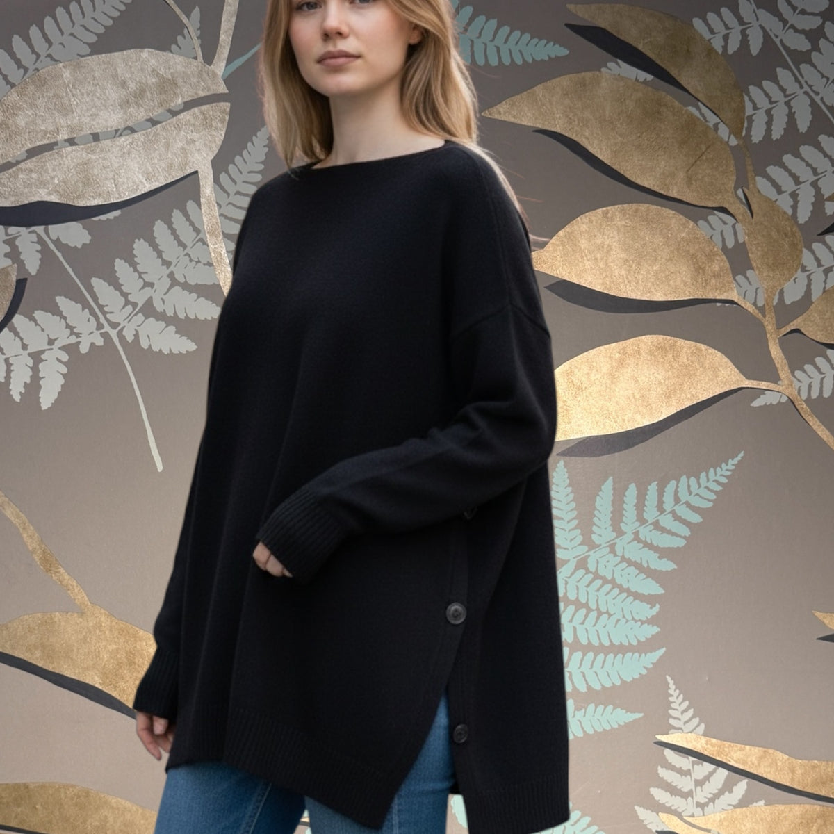 Maglione over bottoncini laterali