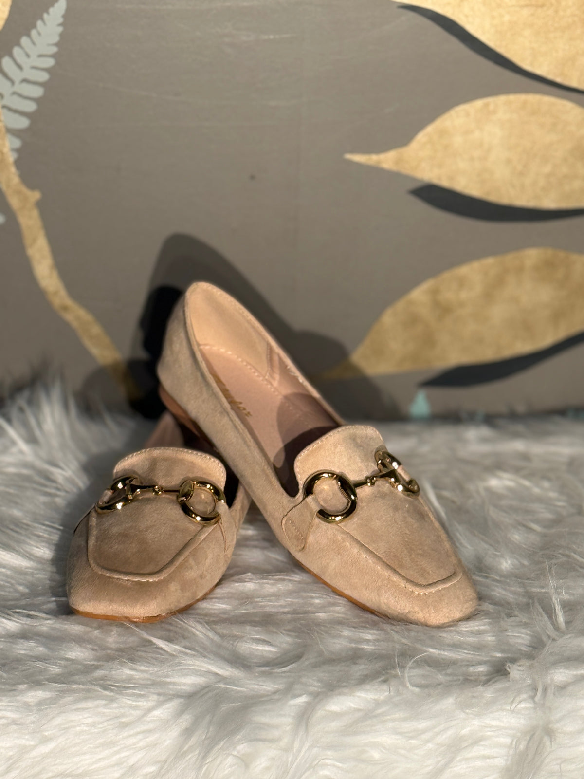 mocassino modello gucci camoscio beige