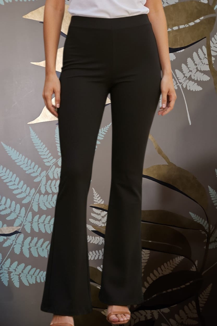 Pantalone a zampa