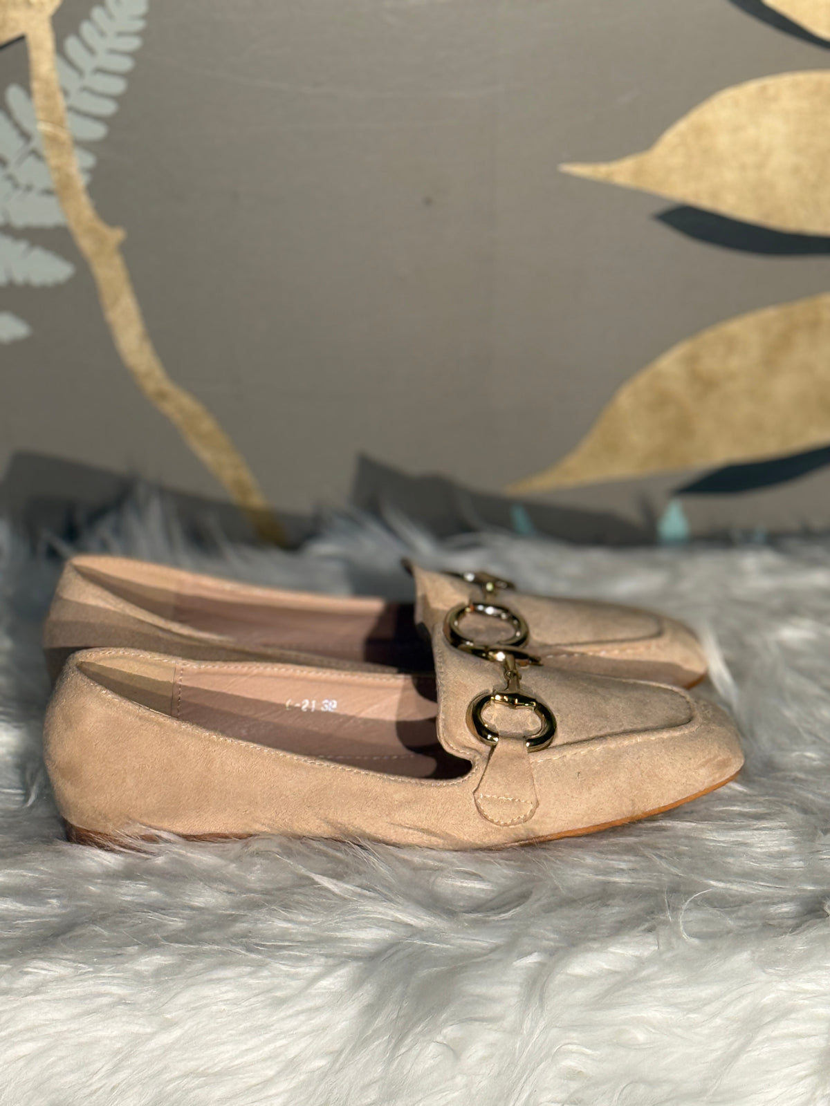 mocassino modello gucci camoscio beige
