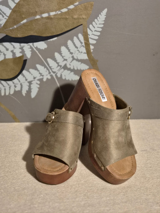 Zoccolo camoscio
